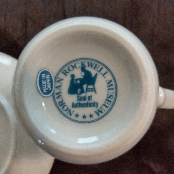 Norman Rockwell Museum Inc., "The Cobbler", Commemorative Bell, Cup & Plate - Picture 7 of 7